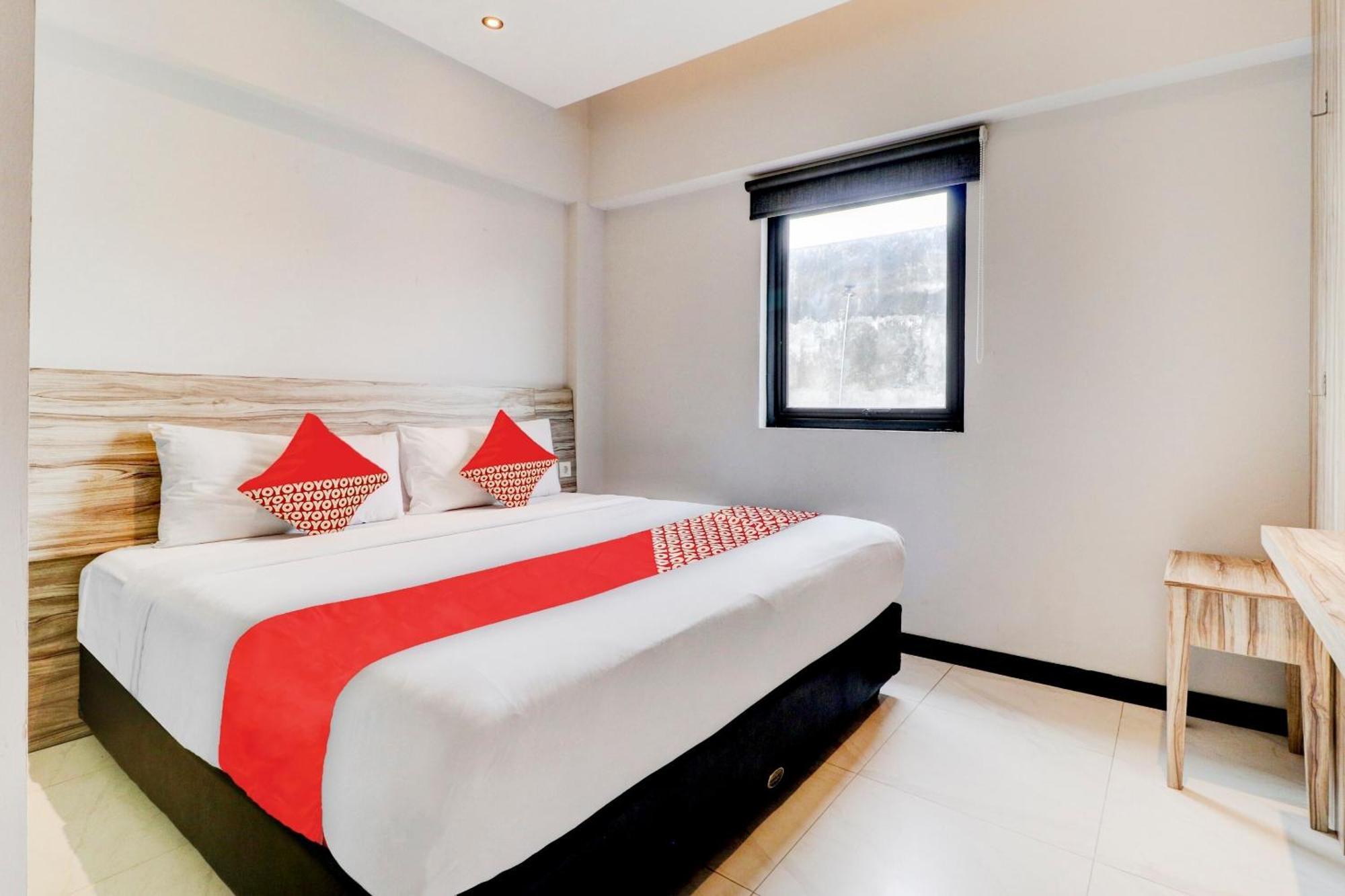 Collection O Cihampelas Near Ciwalk Formerly I Sleep Hotel Bandung Exterior photo