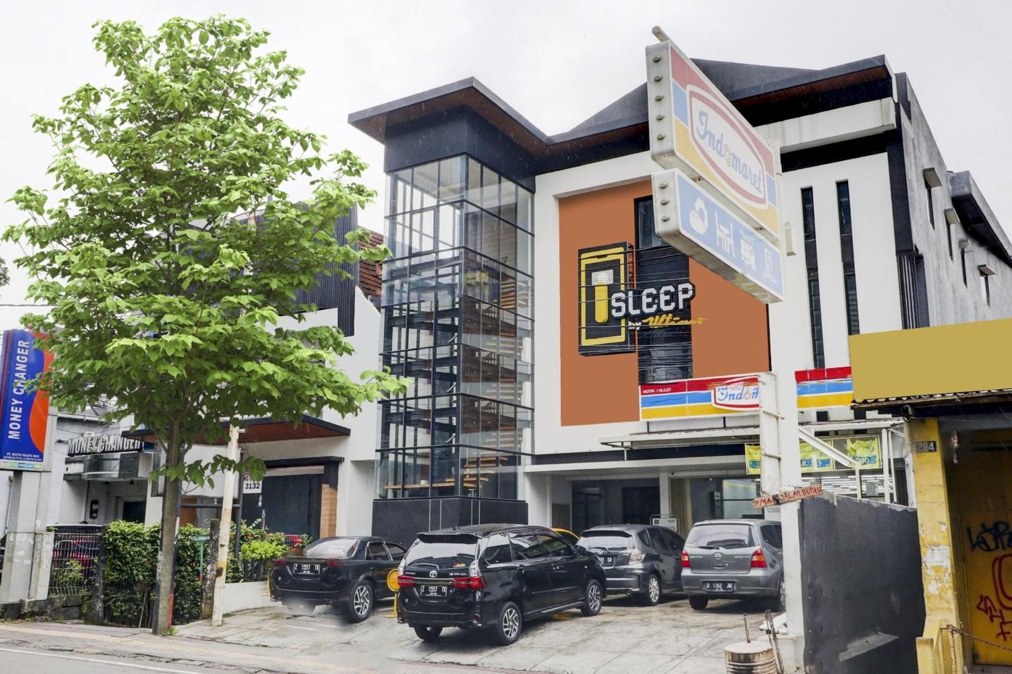 Collection O Cihampelas Near Ciwalk Formerly I Sleep Hotel Bandung Exterior photo